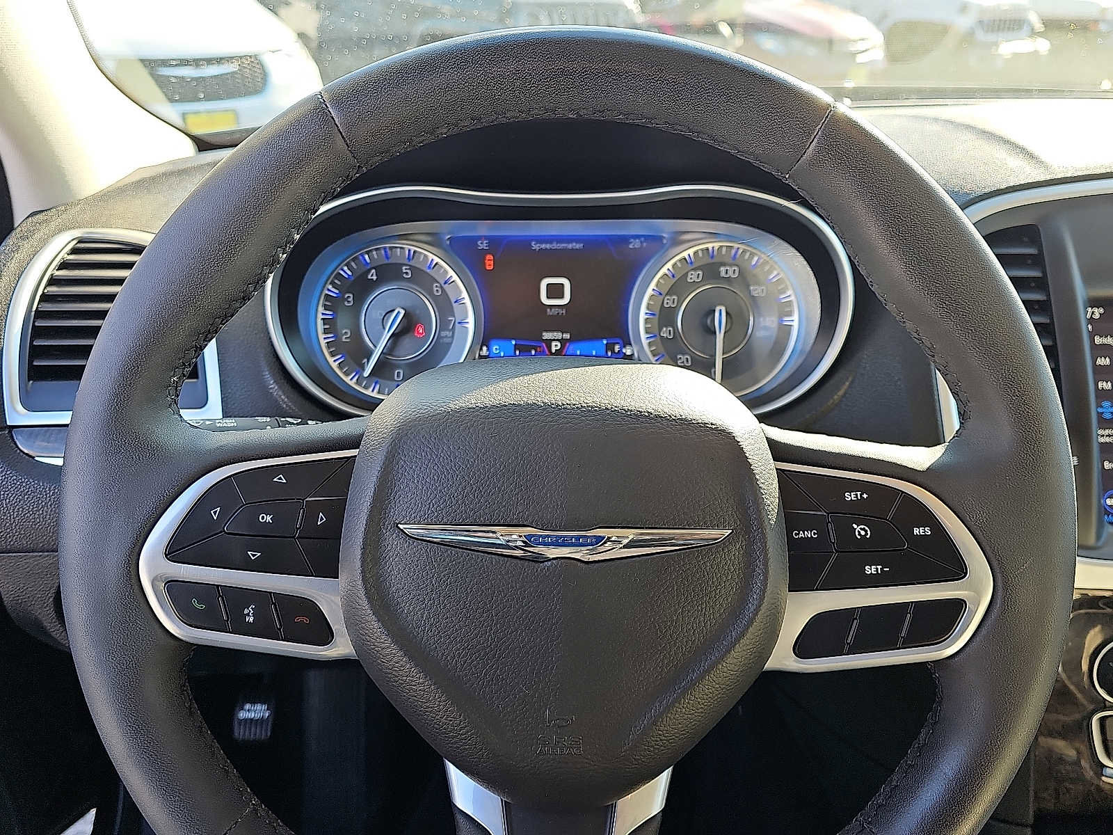 Used 2023 Chrysler 300 Touring L w/ Comfort Group image 20