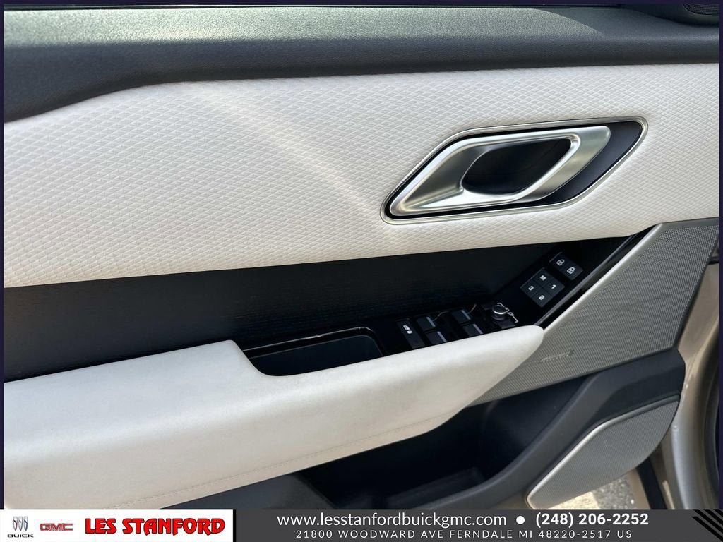 Used 2022 Land Rover Range Rover Velar R-Dynamic S AWD/4WD image 17
