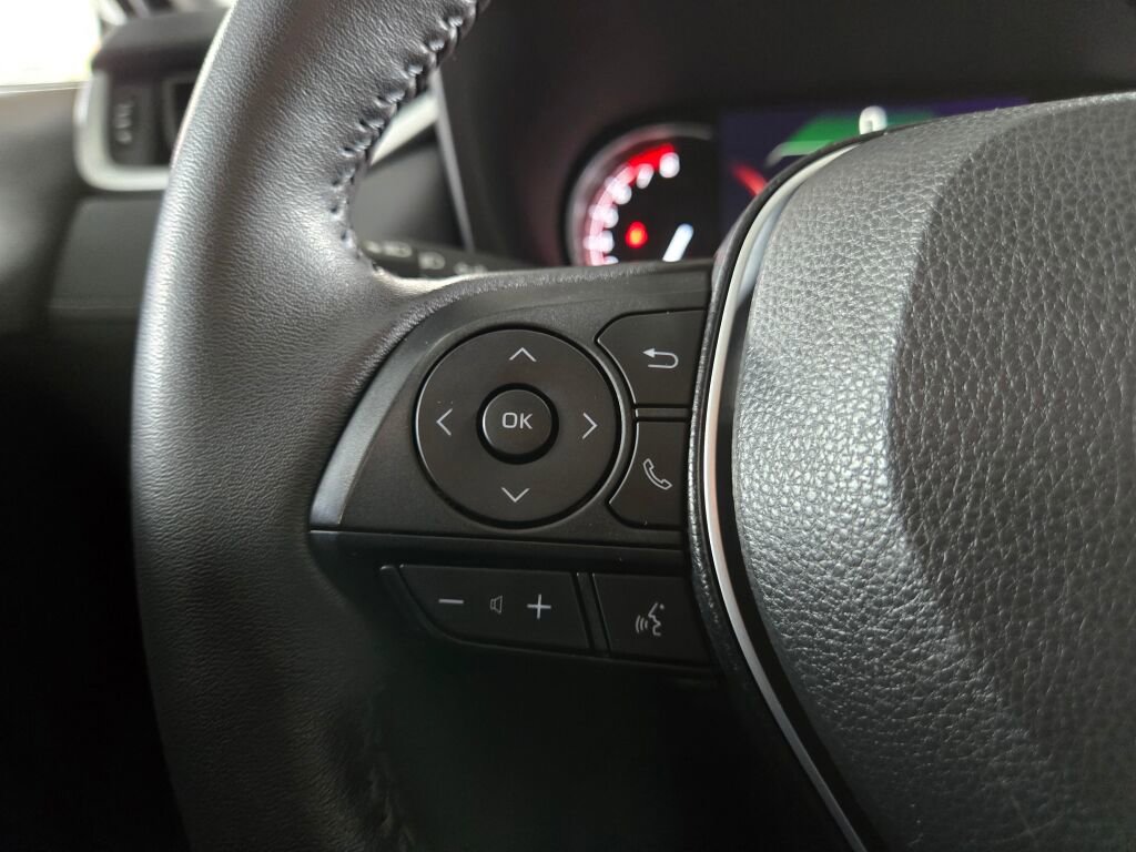 Used 2024 Toyota RAV4 XLE w/ Convenience Package AWD/4WD image 18