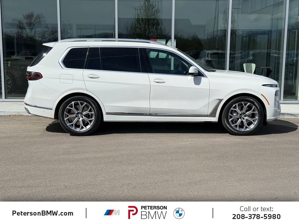 Used 2024 BMW X7 xDrive40i image 6