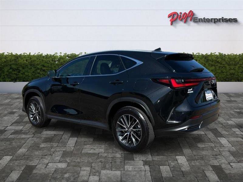 Used 2025 Lexus NX 250 FWD w/ Towing Package (2000 Lbs) image 2