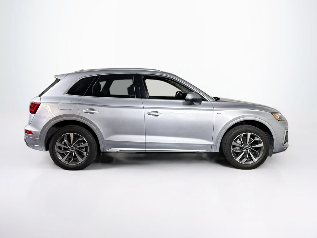Used 2023 Audi Q5 2.0T Prestige w/ Prestige Package AWD/4WD image 6