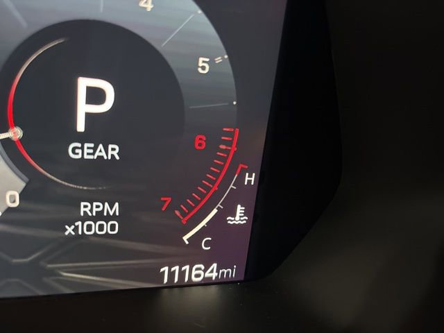 Used 2024 GMC Canyon AT4 w/ Technology Package image 20