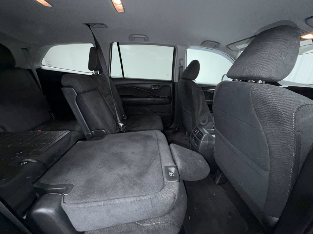Used 2021 Honda Pilot EX image 16