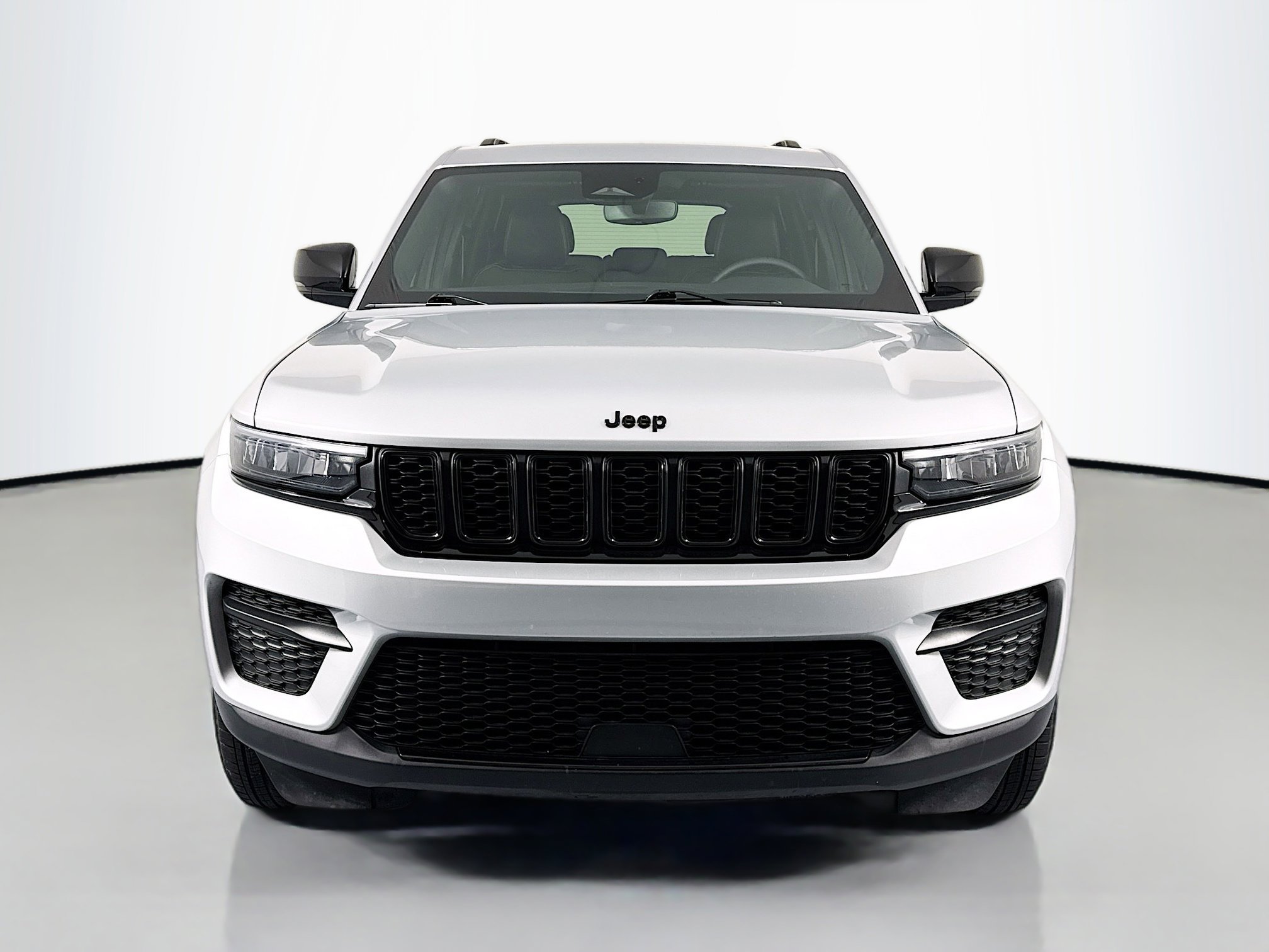 Used 2024 Jeep Grand Cherokee Altitude AWD/4WD video 2