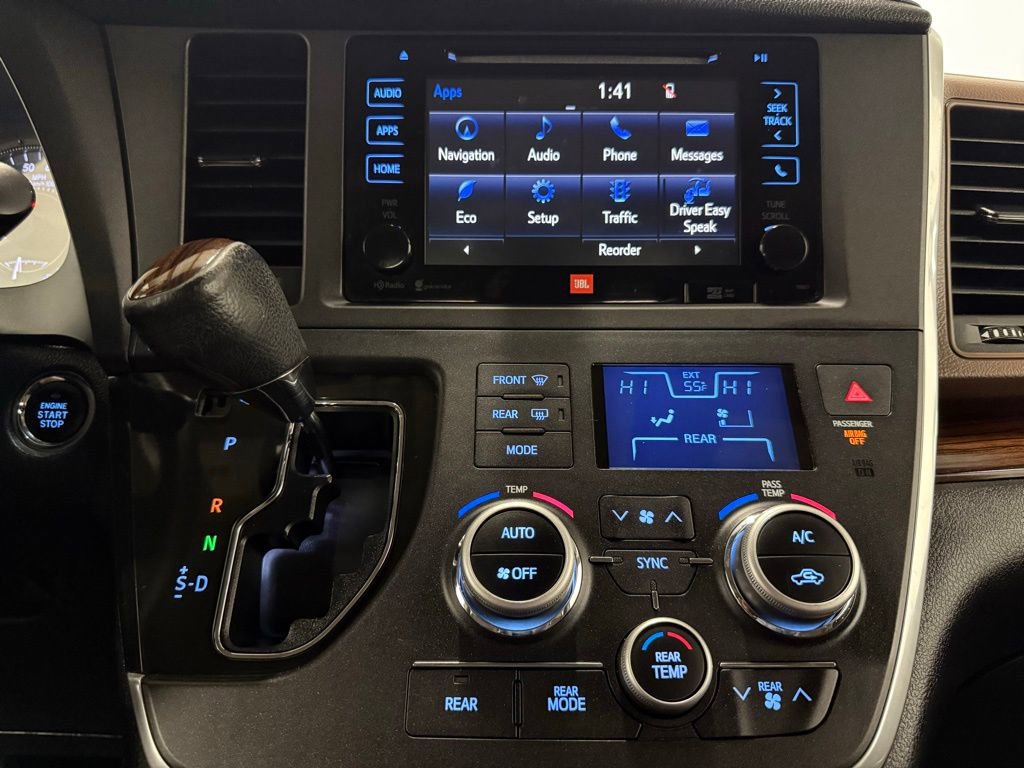Used 2015 Toyota Sienna Limited image 33