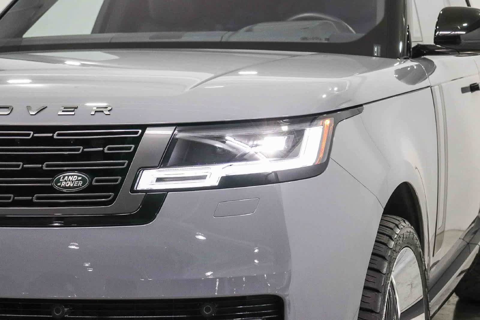 Used 2022 Land Rover Range Rover SE