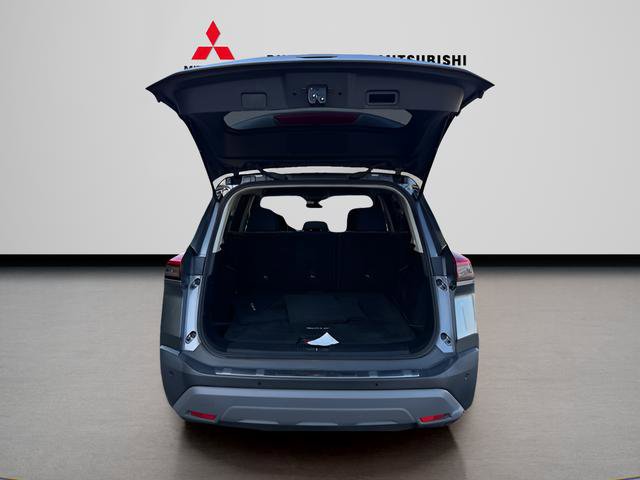 Used 2022 Nissan Rogue SV image 29