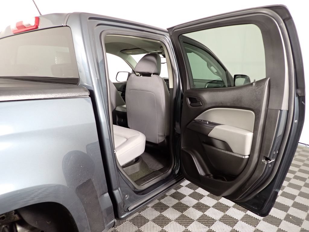 Used 2017 Chevrolet Colorado W/T w/ WT Convenience Package AWD/4WD image 30