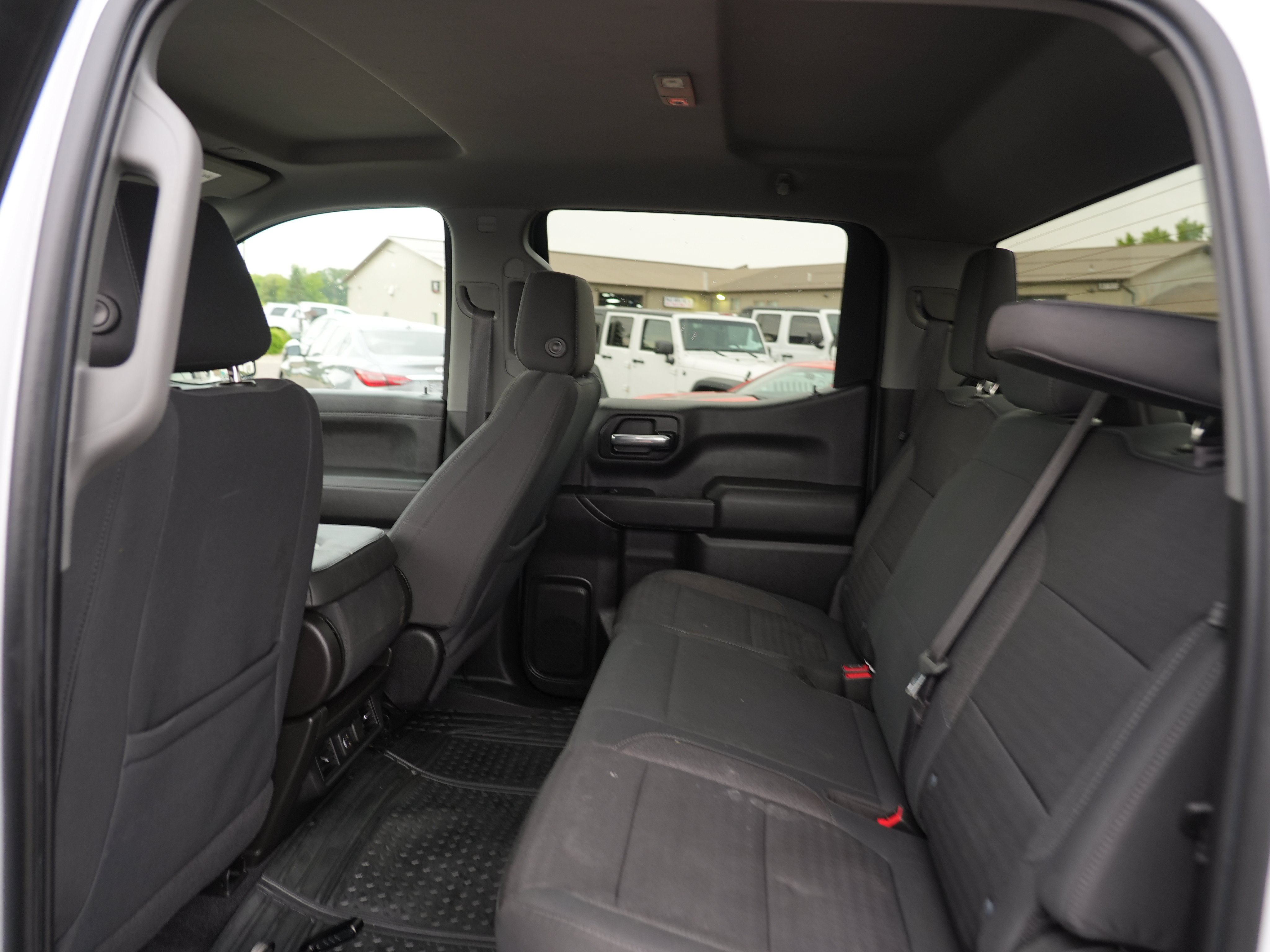 Used 2020 Chevrolet Silverado 1500 LT w/ True North Edition AWD/4WD image 18