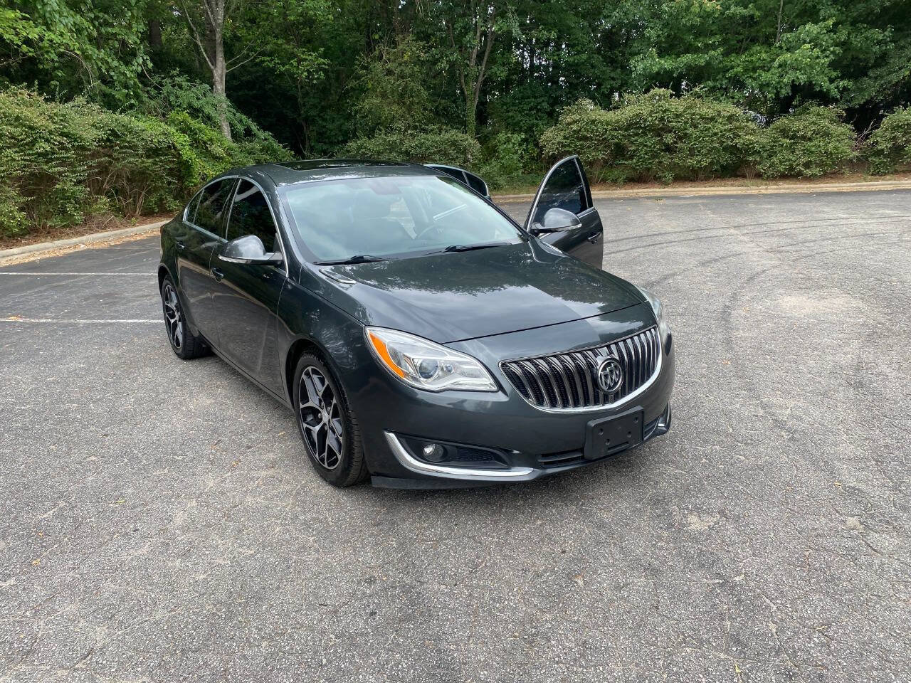 Used 2017 Buick Regal Sport Touring FWD image 55