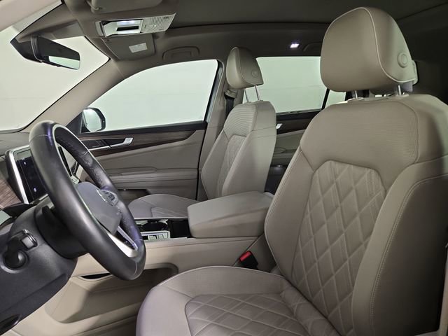 Used 2024 Volkswagen Atlas SEL Premium R-Line image 14