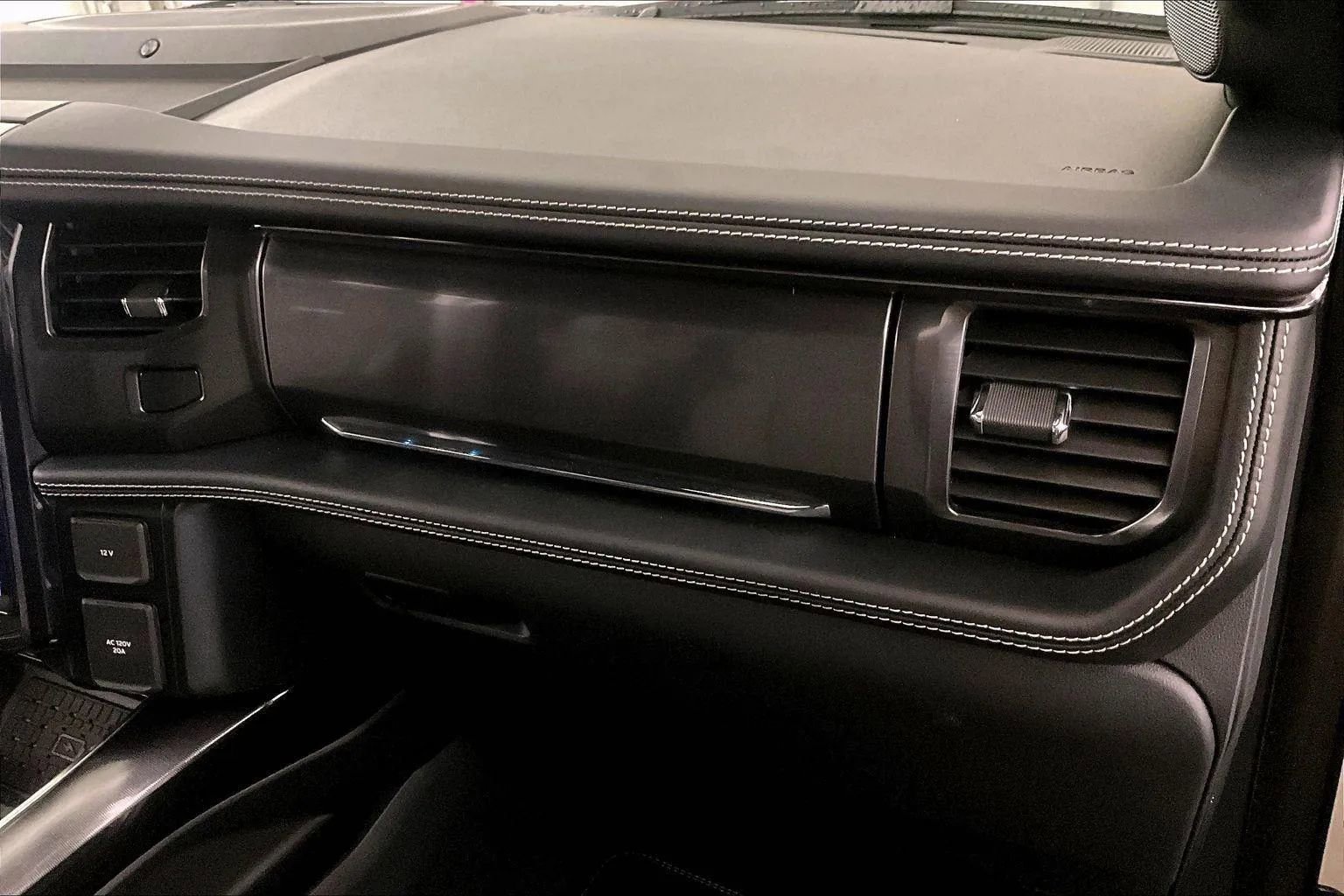 New 2025 Ford F150 Lightning Platinum image 15