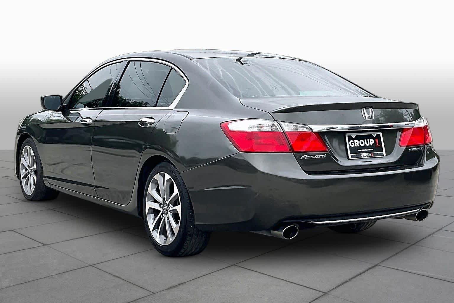 Used 2013 Honda Accord Sport image 11