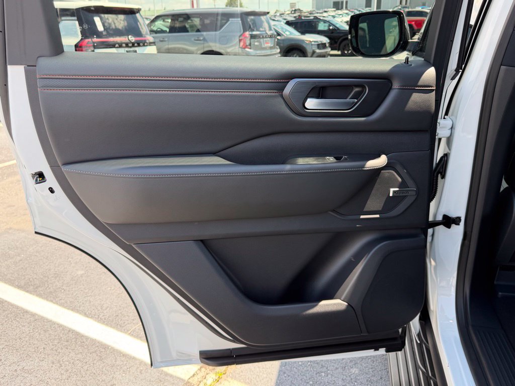 New 2026 Nissan Armada PRO-4X AWD/4WD image 18