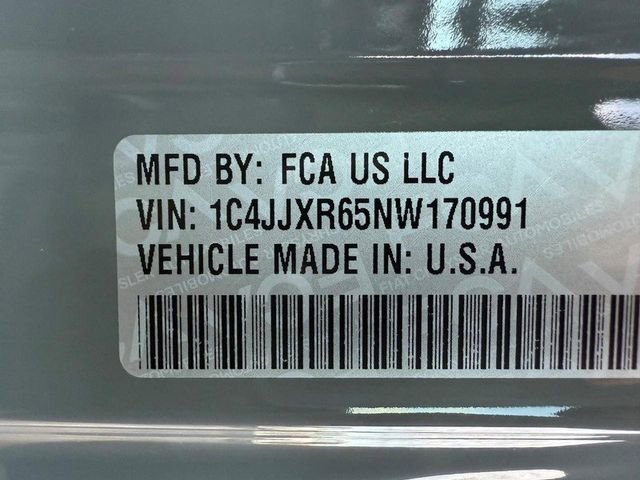 Certified 2022 Jeep Wrangler Unlimited Rubicon 4xe image 31