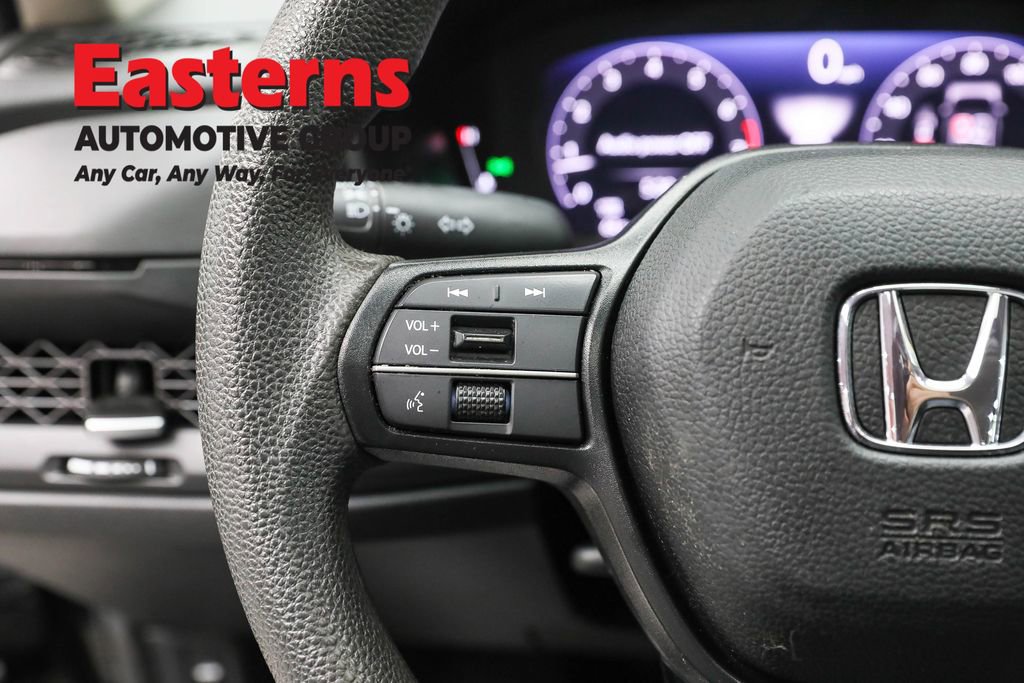 Used 2023 Honda Accord EX image 15