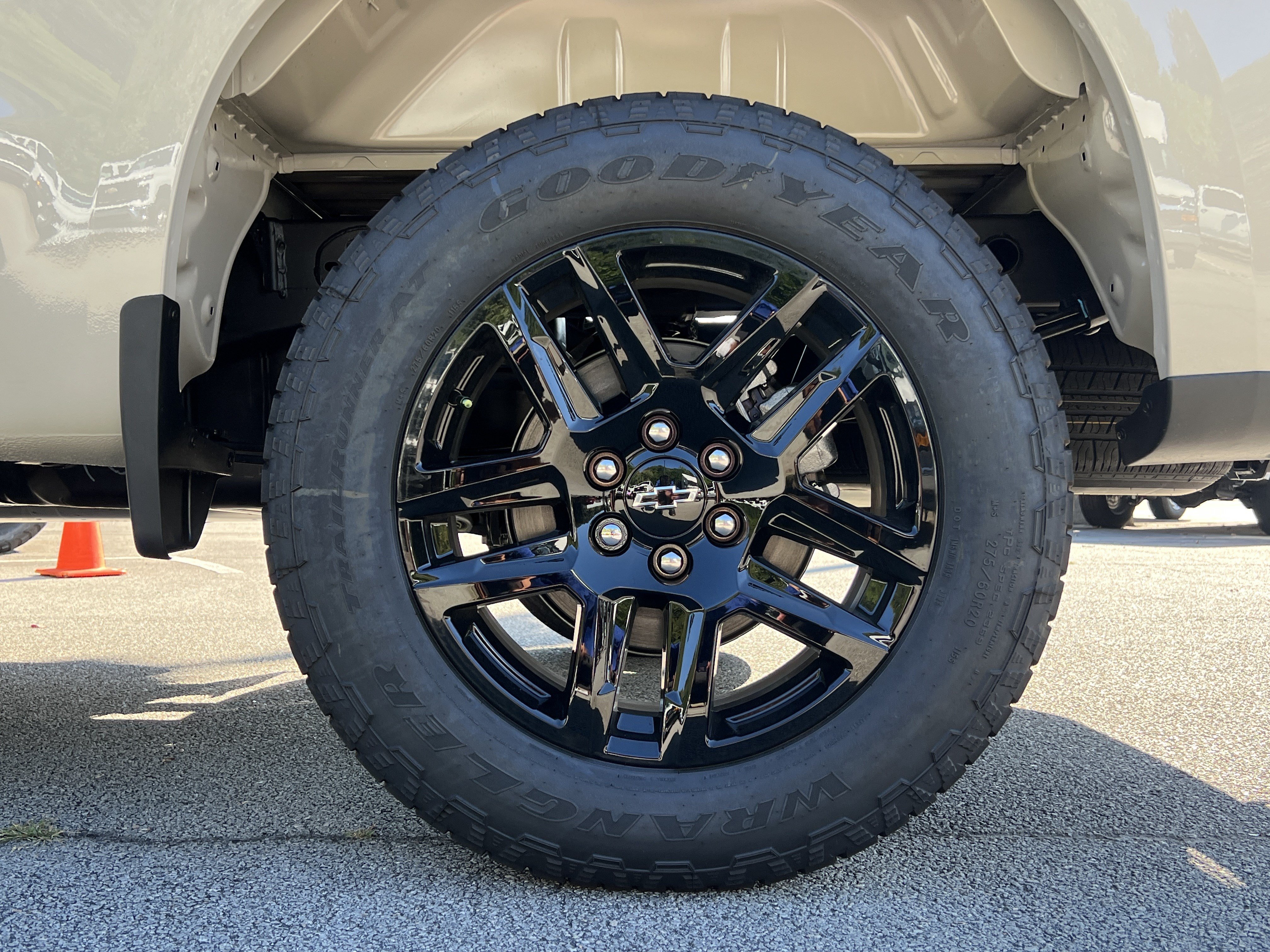 New 2026 Chevrolet Silverado 1500 Custom w/ Turbomax Blackout Package AWD/4WD image 41