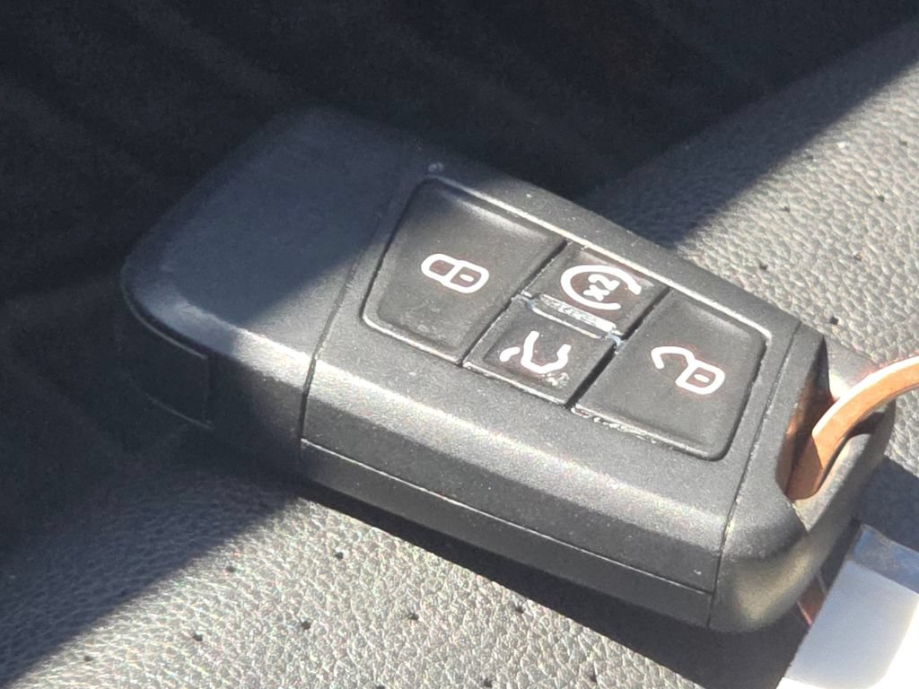 Used 2019 Volkswagen Atlas SE w/ Towing Package AWD/4WD image 33