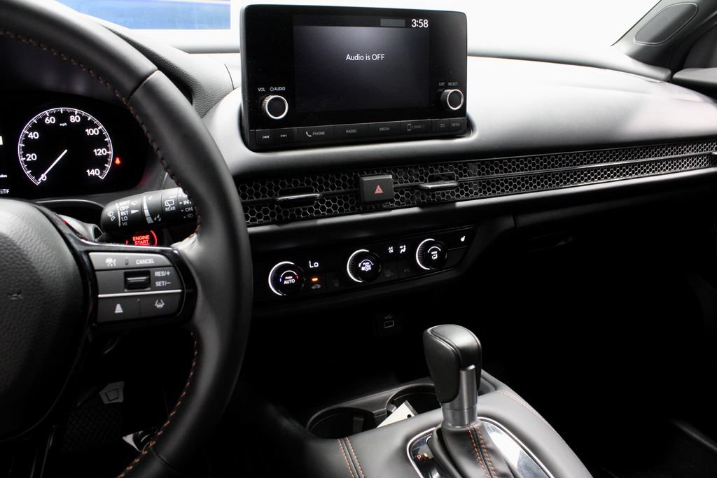 Used 2025 Honda HR-V Sport image 32