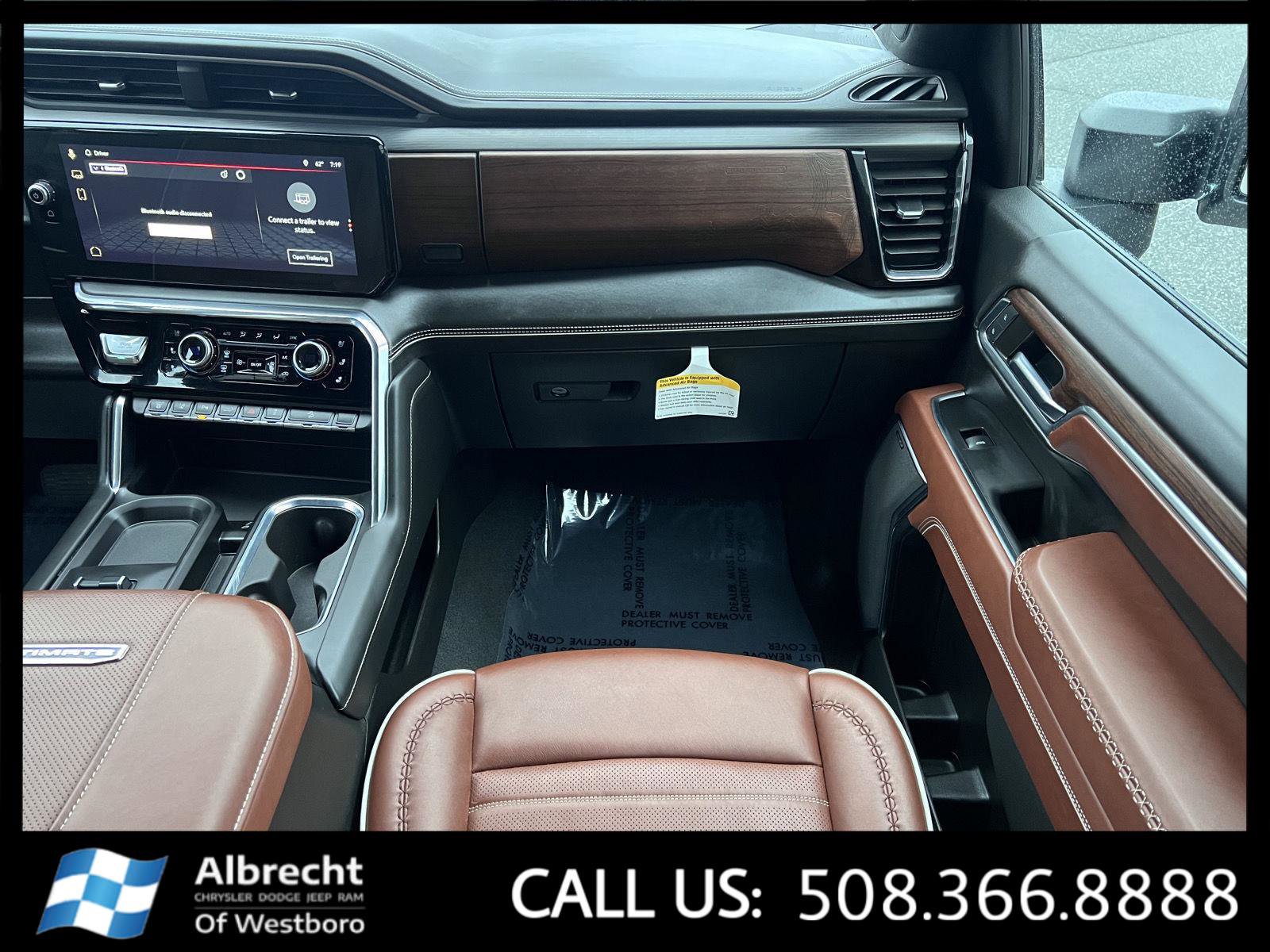 Used 2024 GMC Sierra 2500 Denali Ultimate w/ Snow Plow Prep/Camper Package image 23