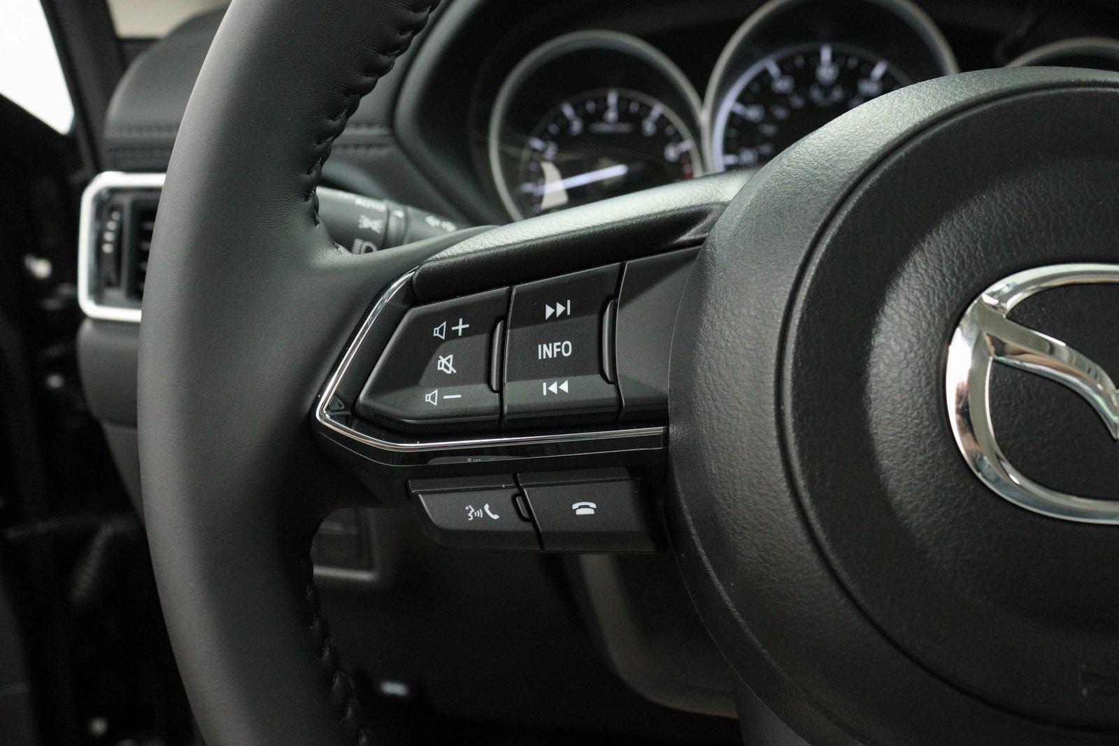 New 2025 MAZDA CX-5 AWD 2.5 S w/ Preferred Package image 27