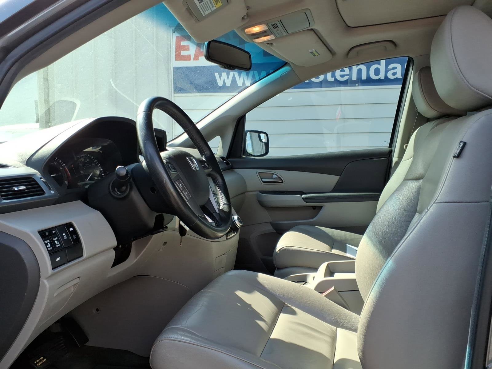 Used 2011 Honda Odyssey EX-L image 9