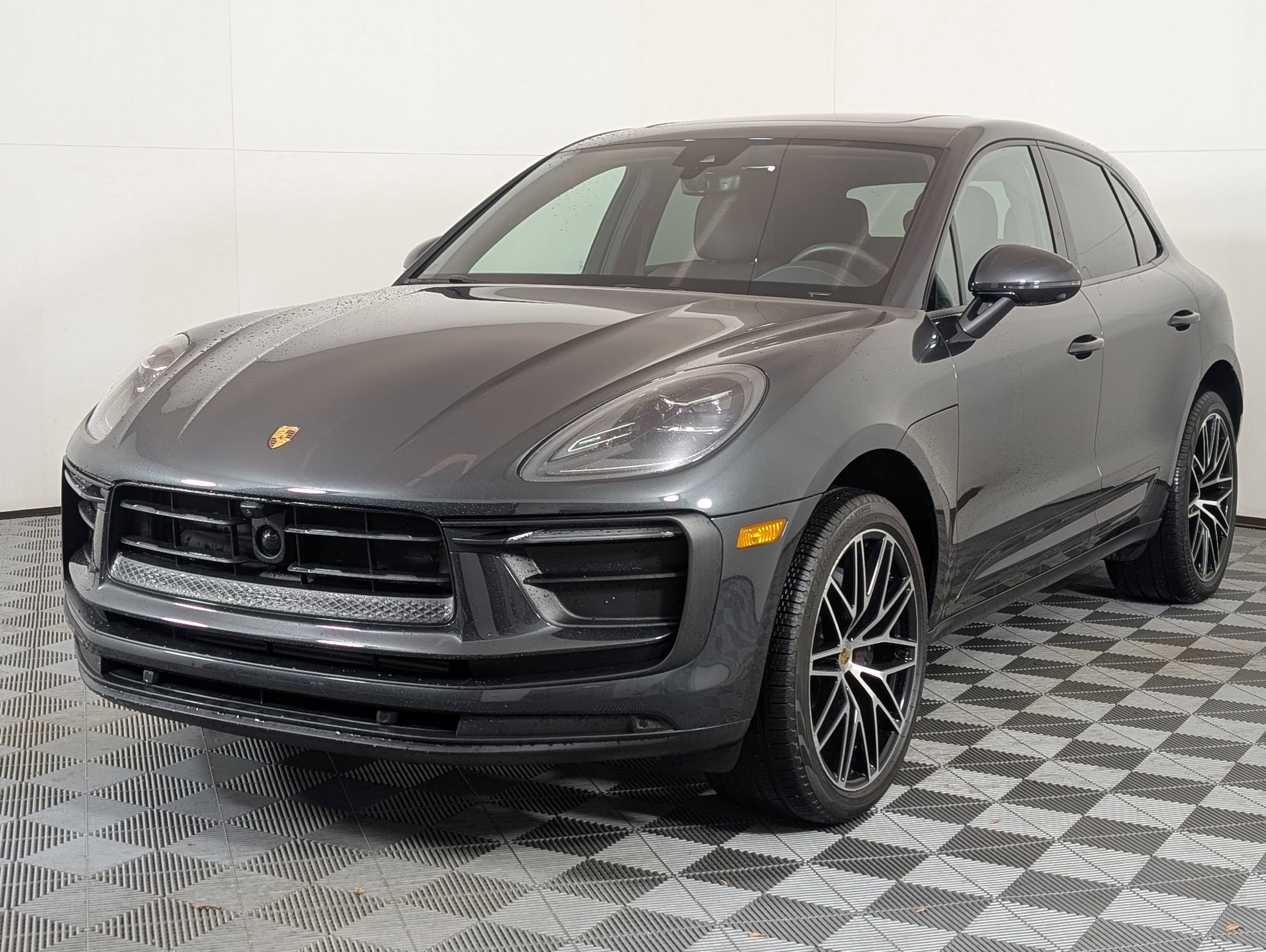 Used 2025 Porsche Macan