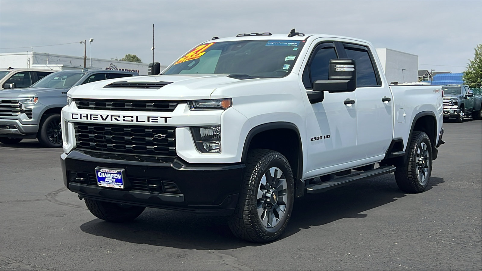 Used 2021 Chevrolet Silverado 2500 Custom w/ Custom Convenience Package AWD/4WD image 1