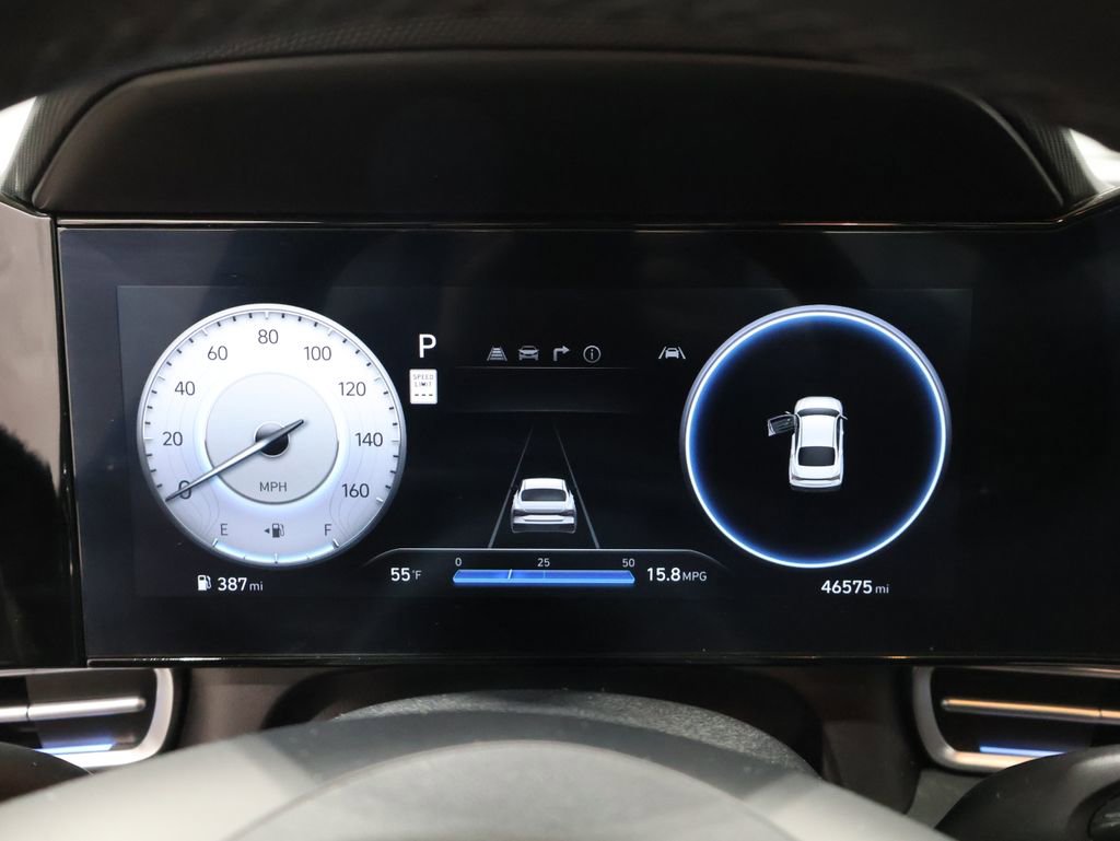 Used 2024 Hyundai Elantra Limited image 41