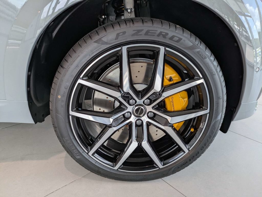 New 2026 Volvo XC60 T8 Polestar AWD/4WD image 10