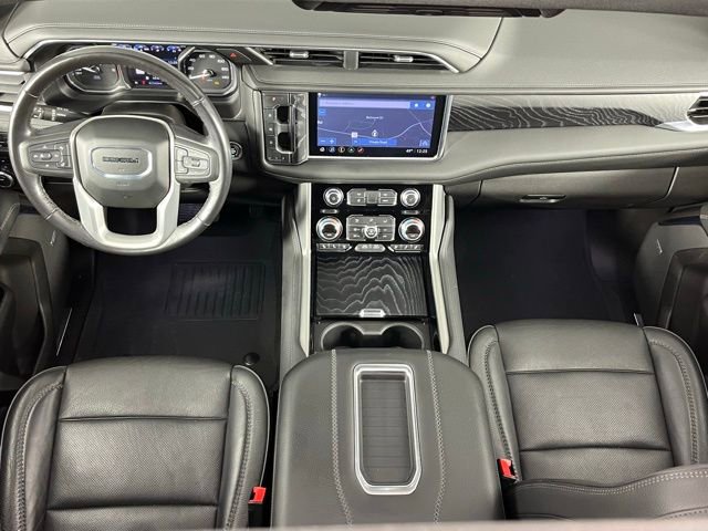 Used 2021 GMC Yukon Denali w/ Denali Premium Package image 9