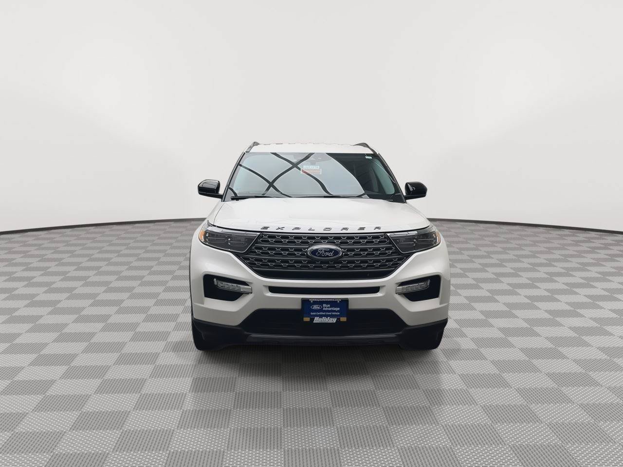 Certified 2023 Ford Explorer XLT w/ Equipment Group 202A AWD/4WD image 34