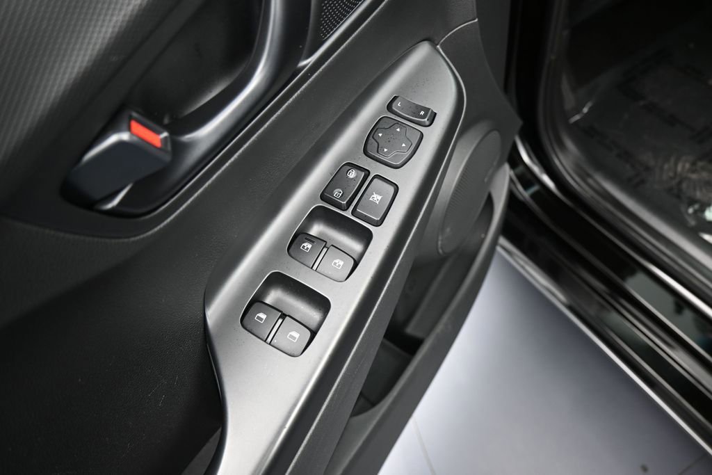 Used 2022 Hyundai Kona N Line w/ Tech Package FWD image 14