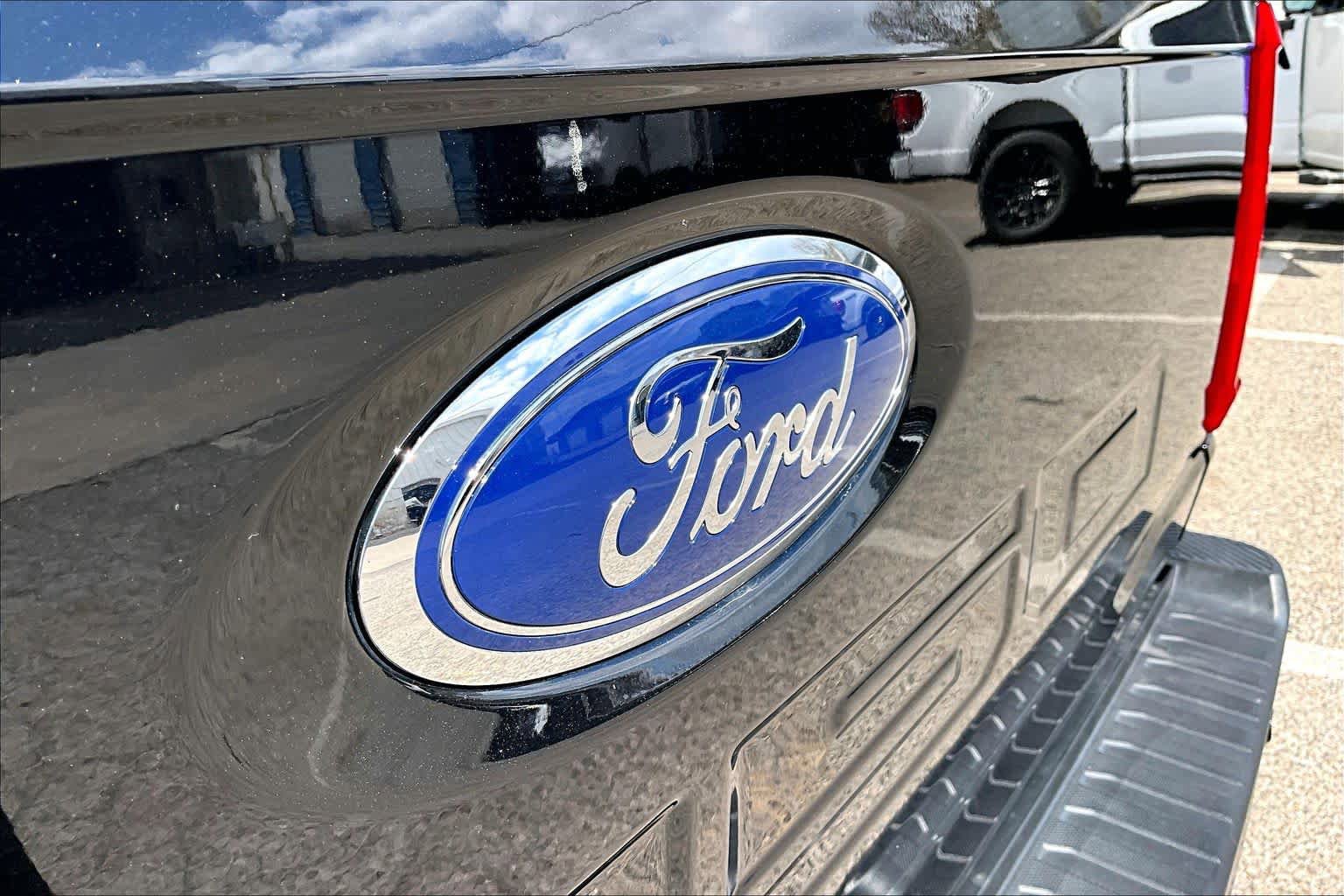 Certified 2022 Ford F150 XLT w/ Equipment Group 302A High AWD/4WD image 31