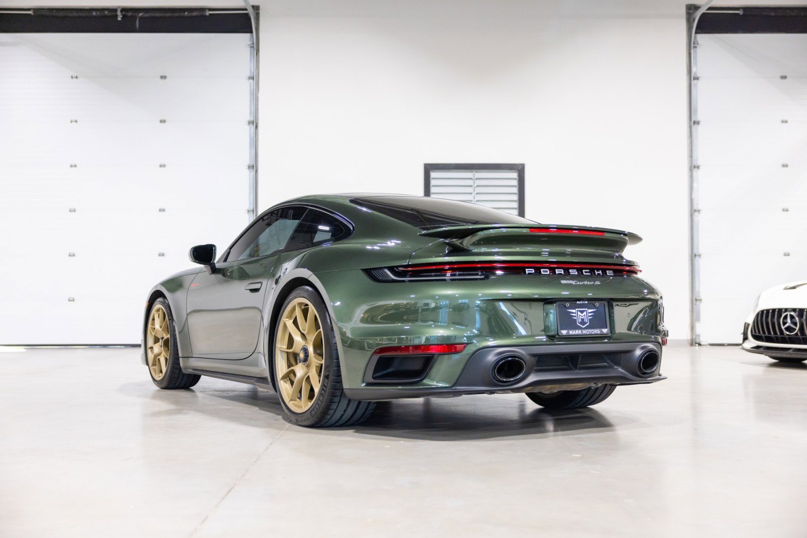 Used 2021 Porsche 911 Turbo S image 6
