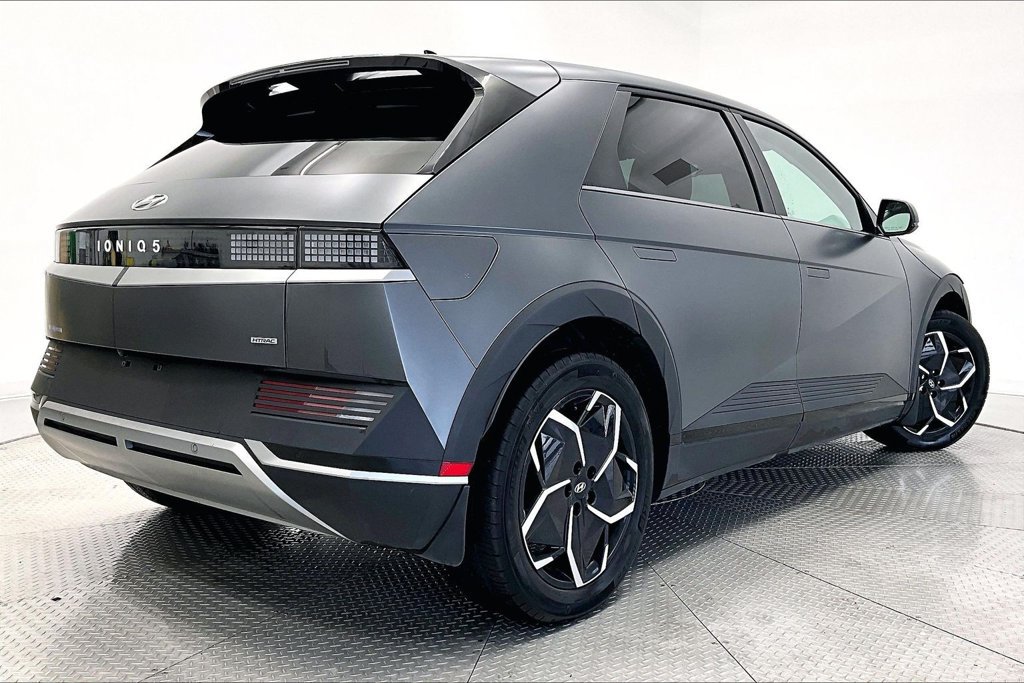 Certified 2024 Hyundai Ioniq 5 SEL AWD/4WD image 2