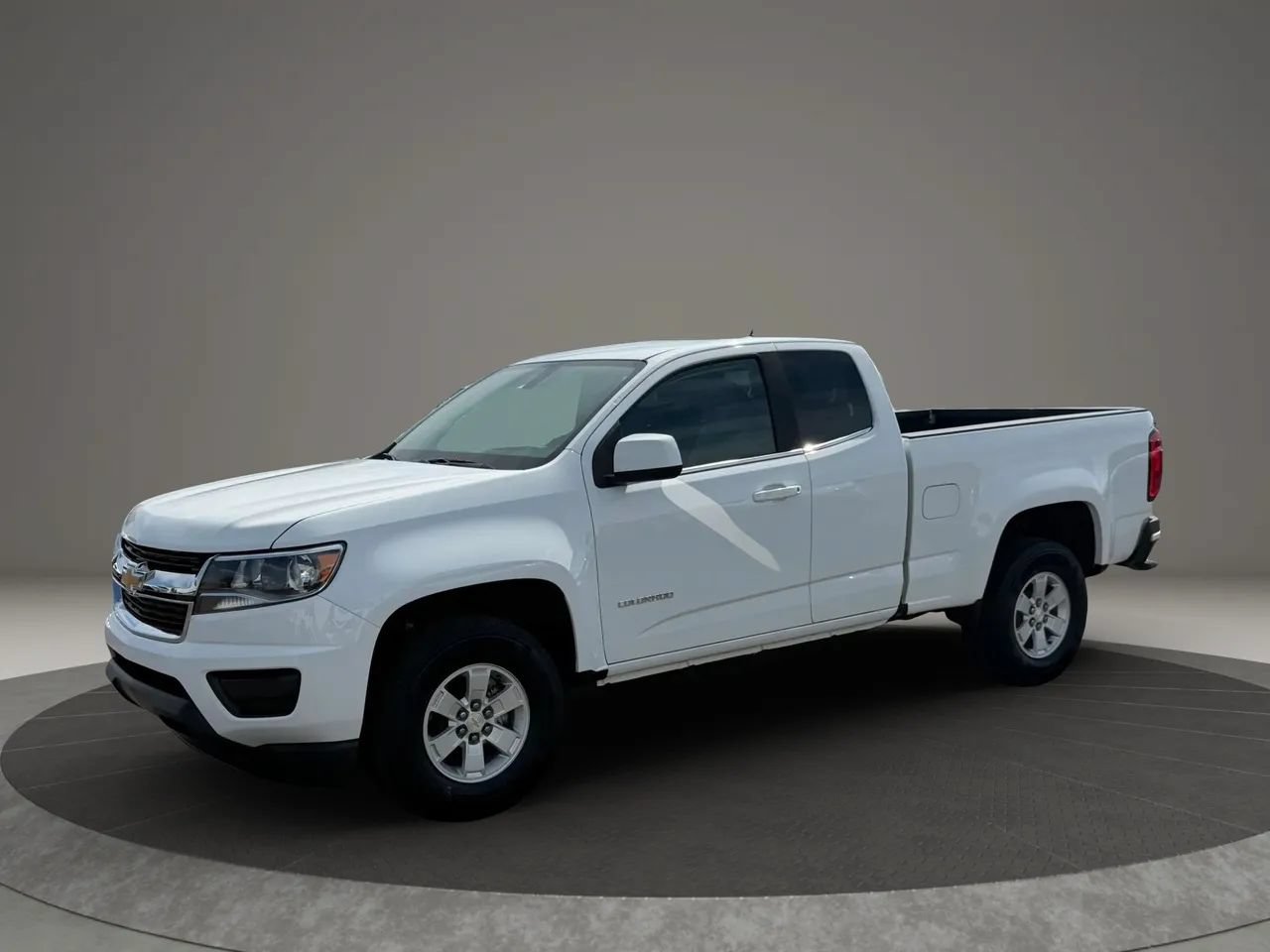 Used 2020 Chevrolet Colorado W/T w/ WT Convenience Package RWD image 2