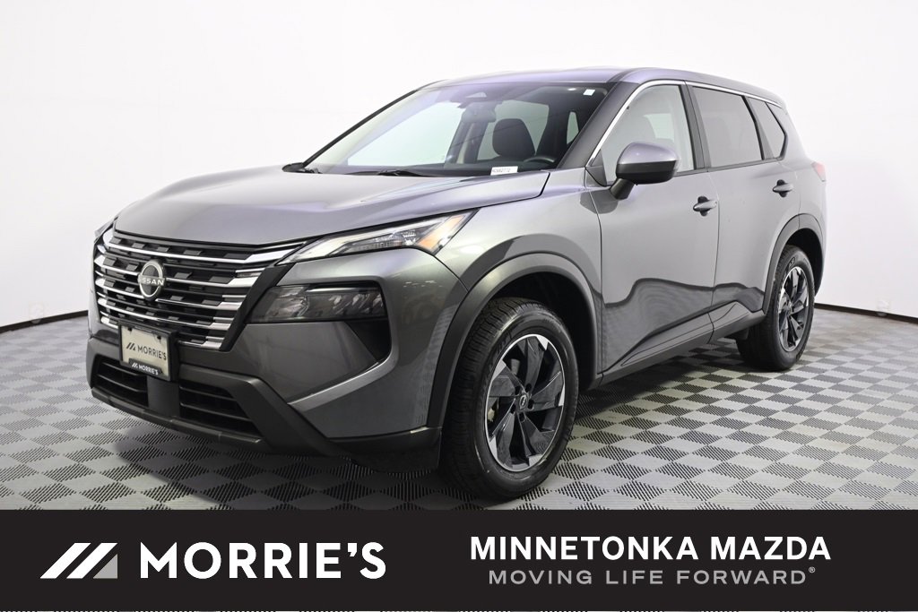 Used 2024 Nissan Rogue SV