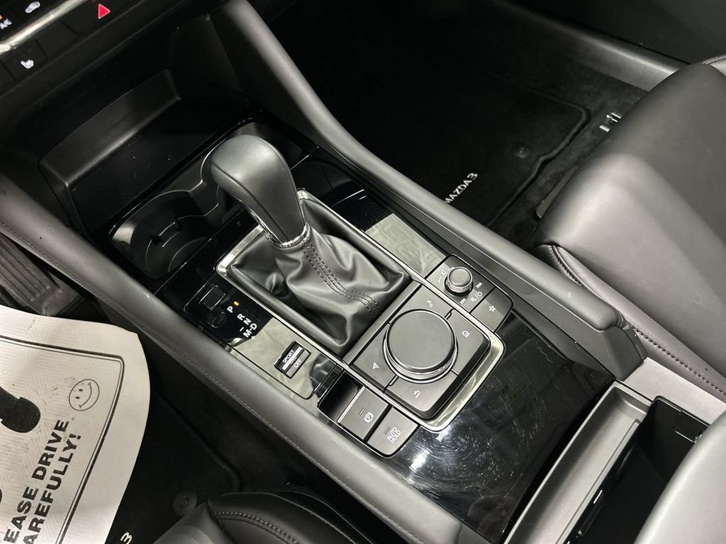 Certified 2025 MAZDA MAZDA3 s FWD image 17