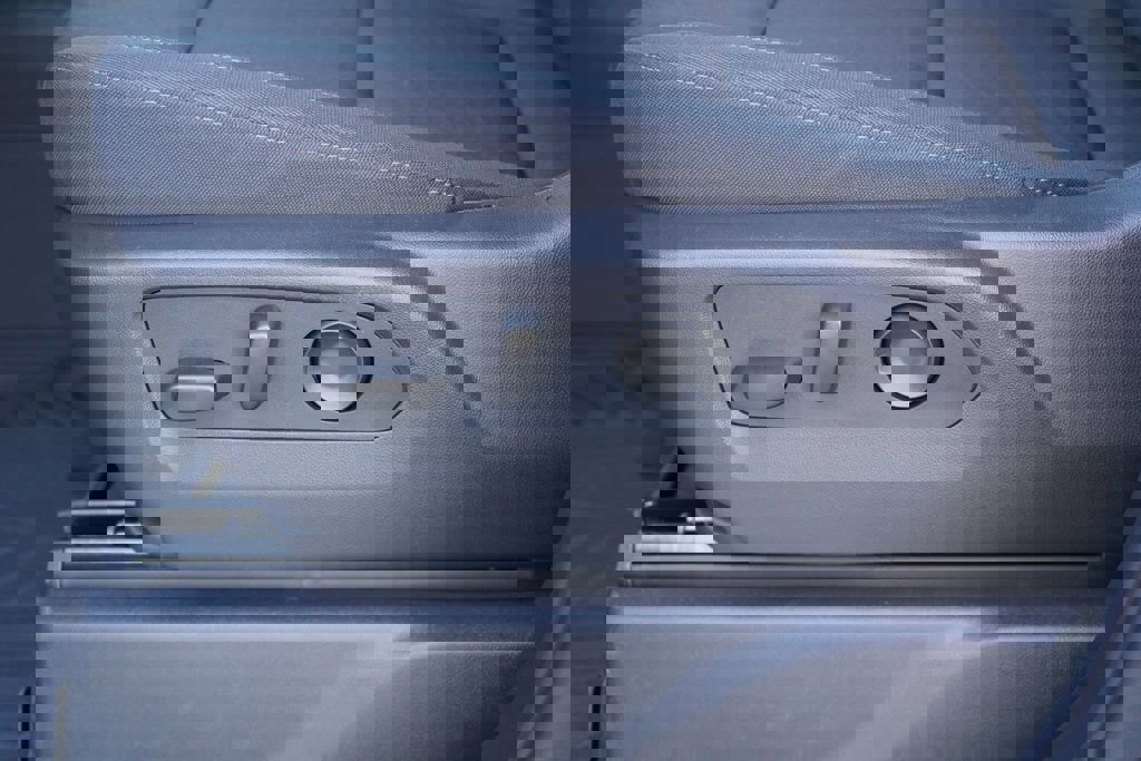 New 2026 Chevrolet Silverado 1500 LT image 16