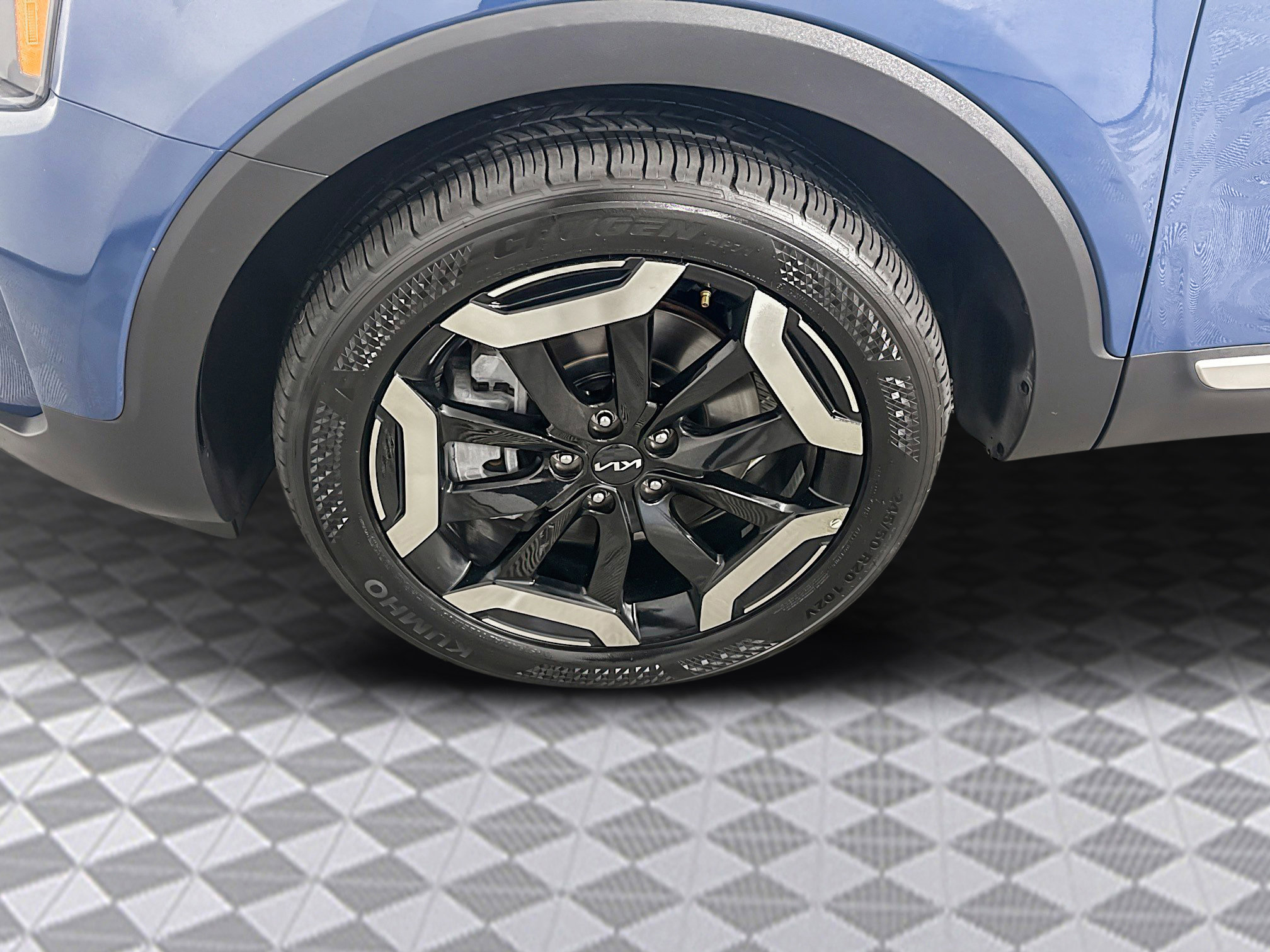 Used 2025 Kia Telluride S image 36