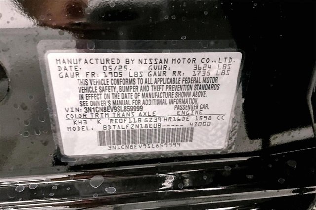 New 2025 Nissan Versa SV w/ Trunk Package image 32