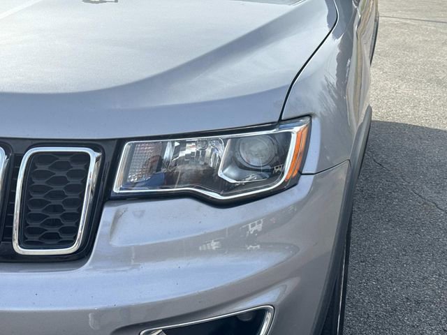 Used 2020 Jeep Grand Cherokee Laredo image 10