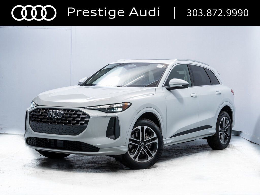 Used 2025 Audi Q5 Premium w/ Convenience Package image 2