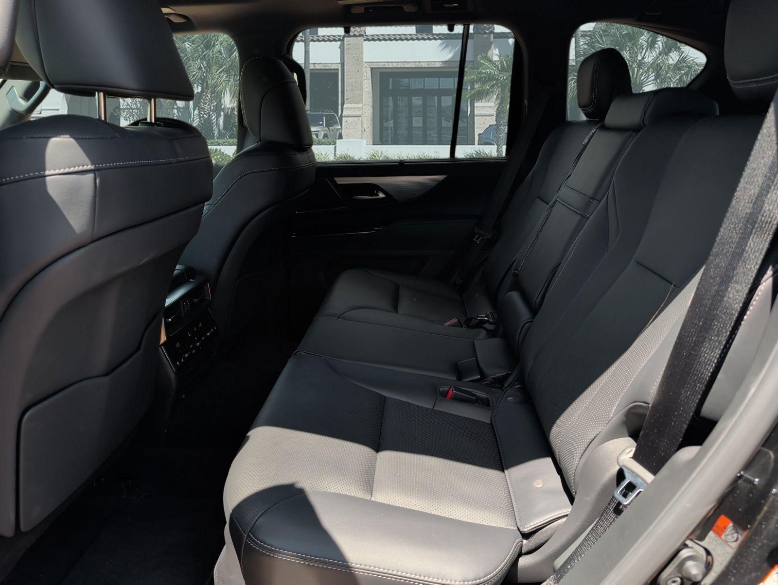 Used 2025 Lexus LX 700h F Sport AWD/4WD image 25