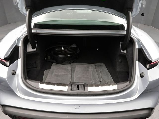 Used 2024 Porsche Taycan 4S image 15