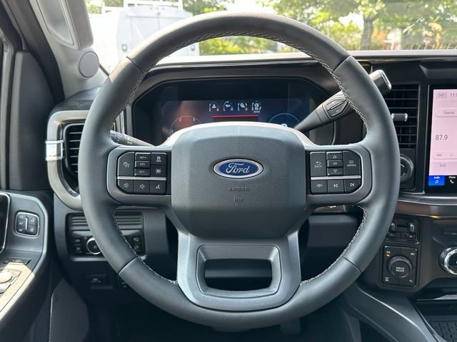 New 2026 Ford F250 Lariat w/ Black Appearance Package AWD/4WD image 9