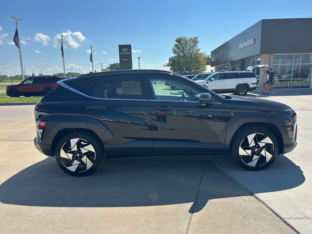 New 2026 Hyundai Kona Limited FWD image 7