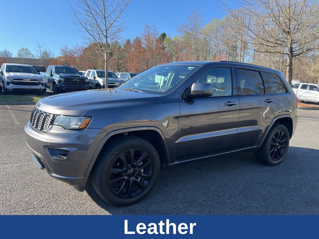 Used 2019 Jeep Grand Cherokee Altitude RWD image 2